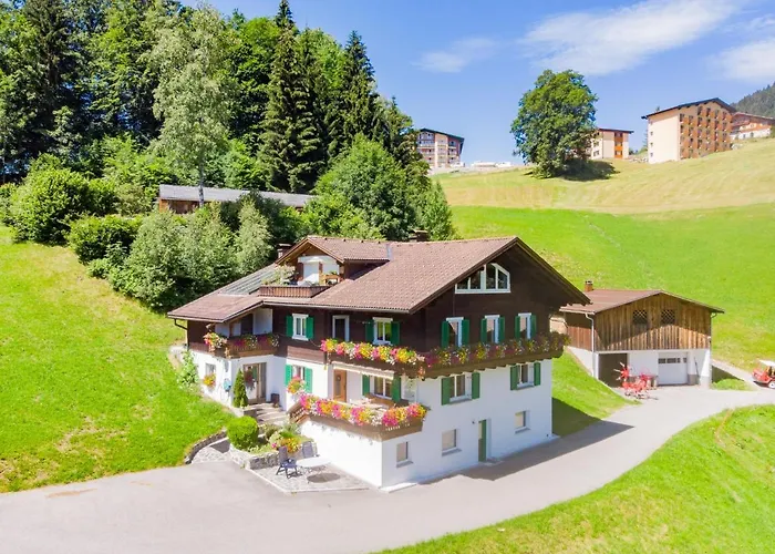 Mangeng-1 By Interhome